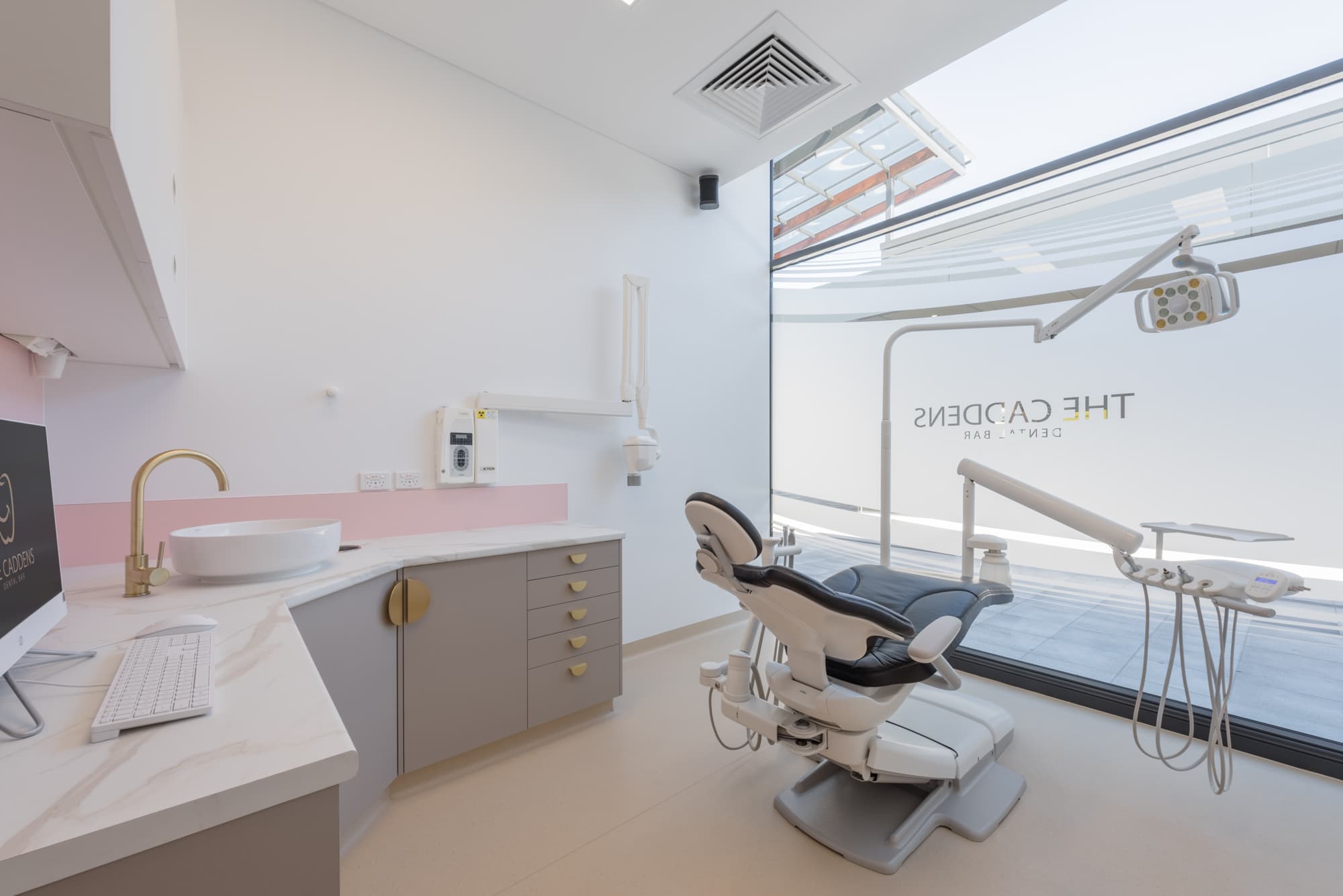 The Caddens Dental Bar